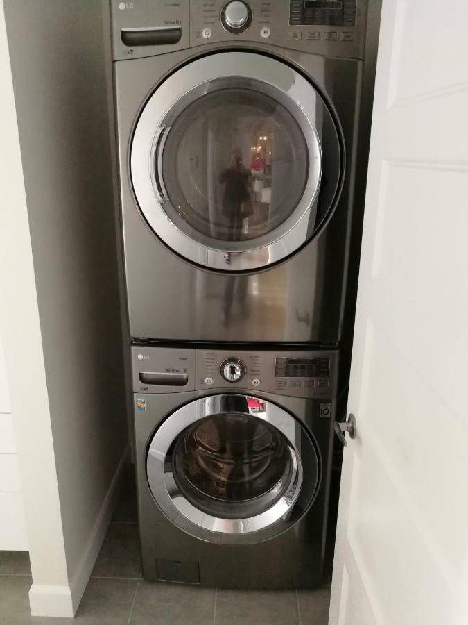 Penthouse On Charest - With Parking And Gym Appartamento Québec Esterno foto