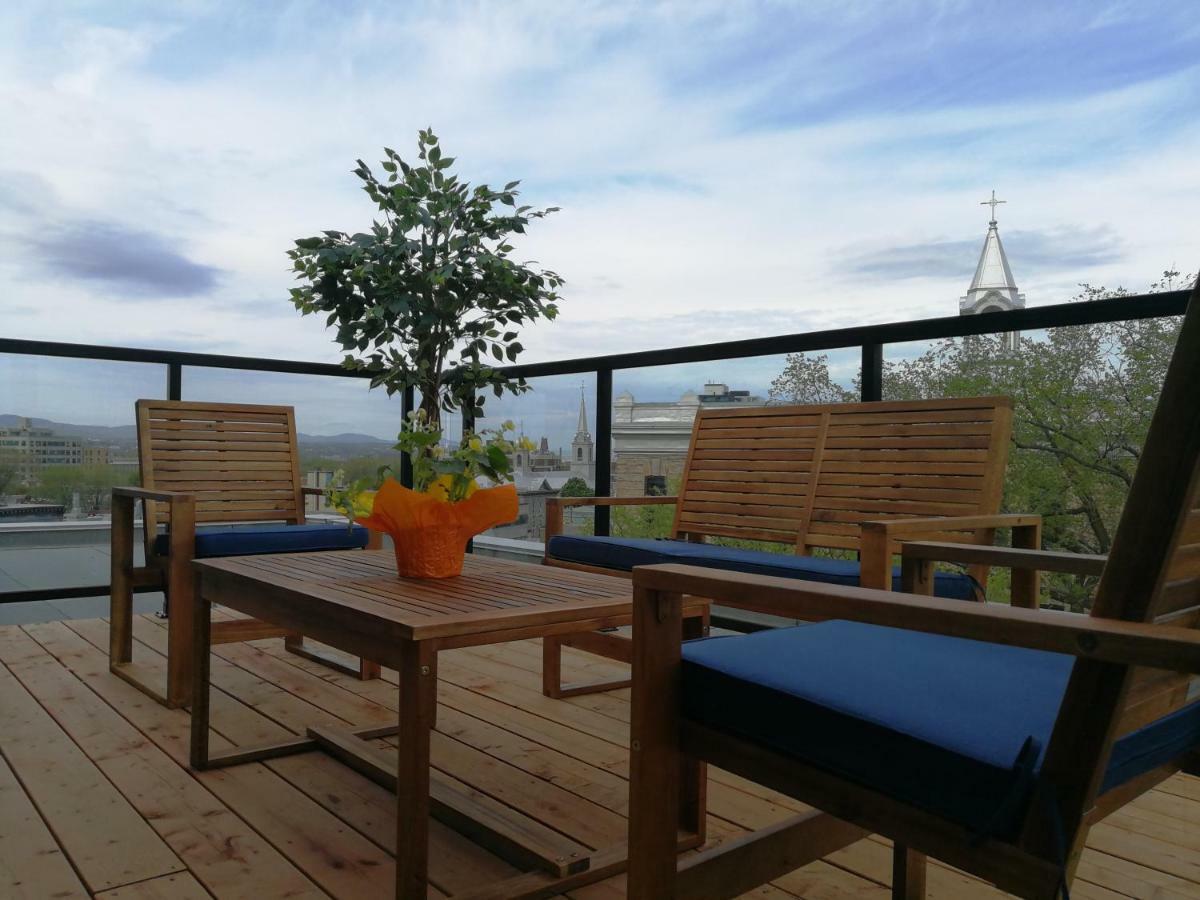 Penthouse On Charest - With Parking And Gym Appartamento Québec Esterno foto